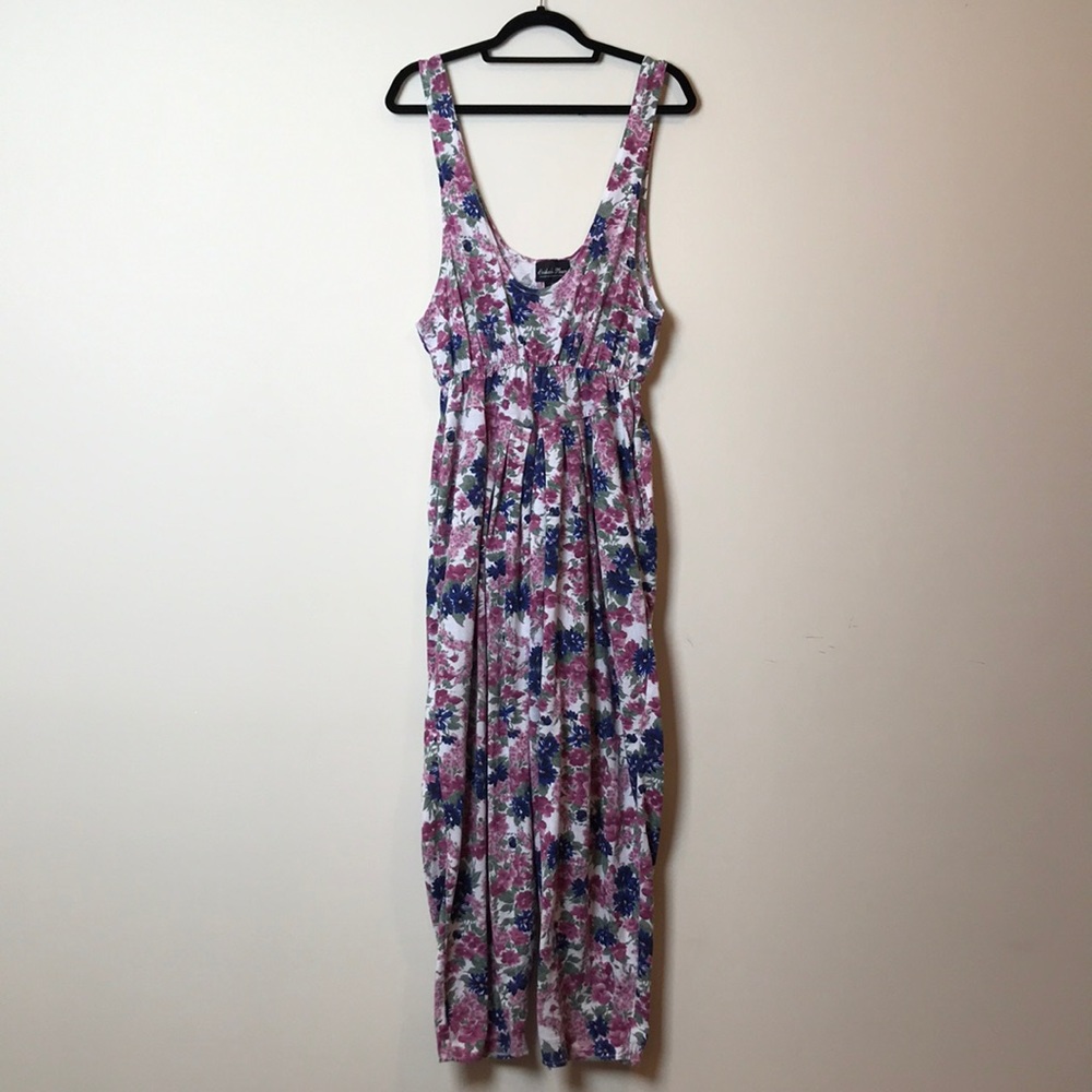 Plus Size 1980s Floral Low Cut Jumper
